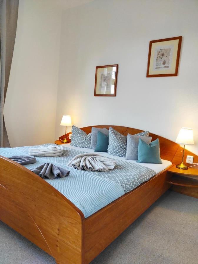 Pension Haus Zedtwitz Бад-Эльстер Экстерьер фото