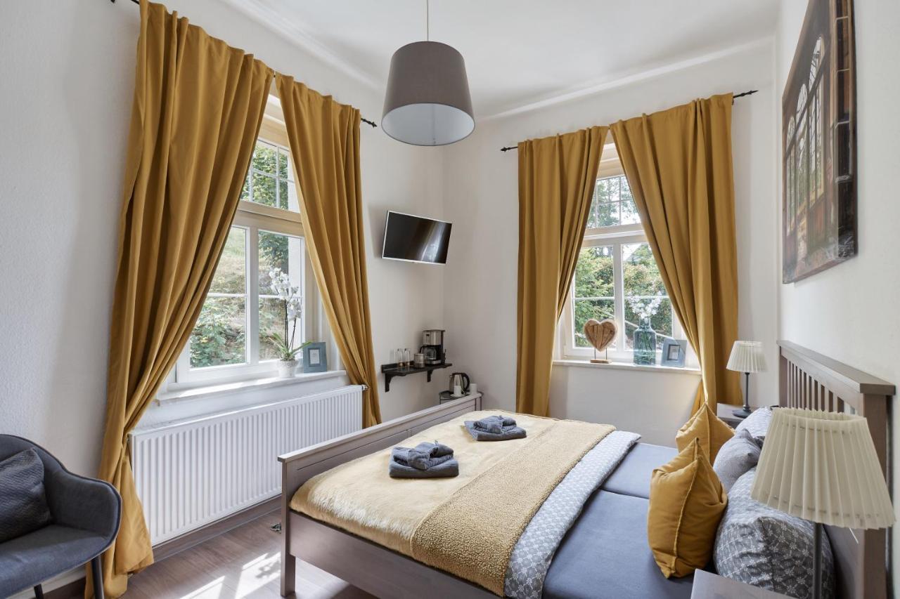 Pension Haus Zedtwitz Бад-Эльстер Экстерьер фото